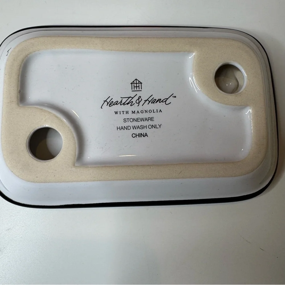 Hearth & Hand Black and White Soap Dish